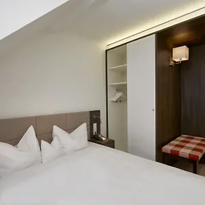 Hotell H+, Nürnberg